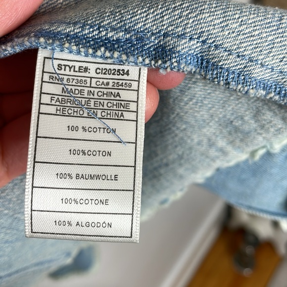 NWOT Cupcakes and Cashmere star print denim jacket - Picture 6 of 7